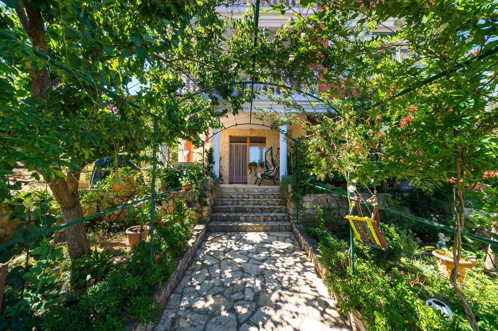 Duplex Apartment With Private Swimming Pool Preko Exterior foto